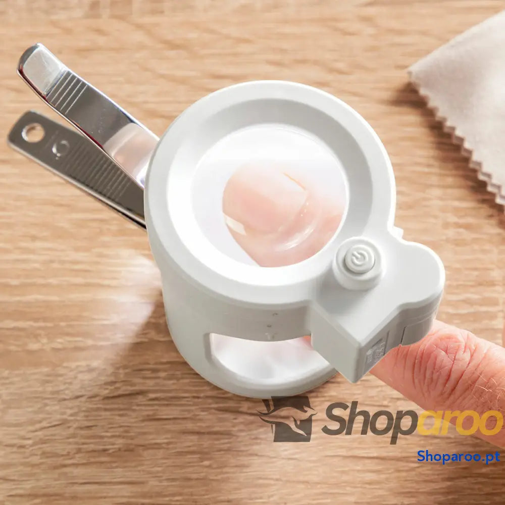 Corta unhas com Luz LED Lupa e Lima Clail InnovaGoods