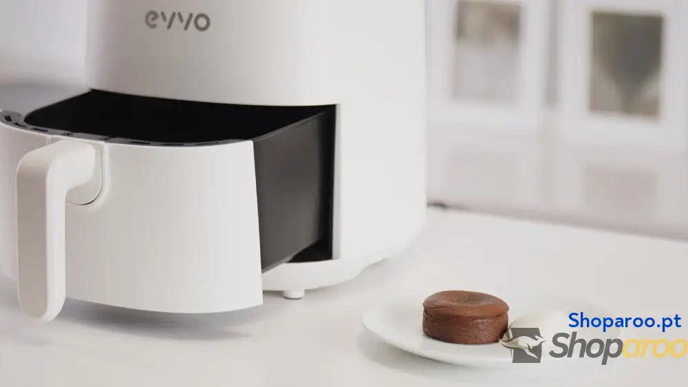 Fritadeira sem Óleo Air Fryer EVVO 6L 1700W Branca Multifuncional