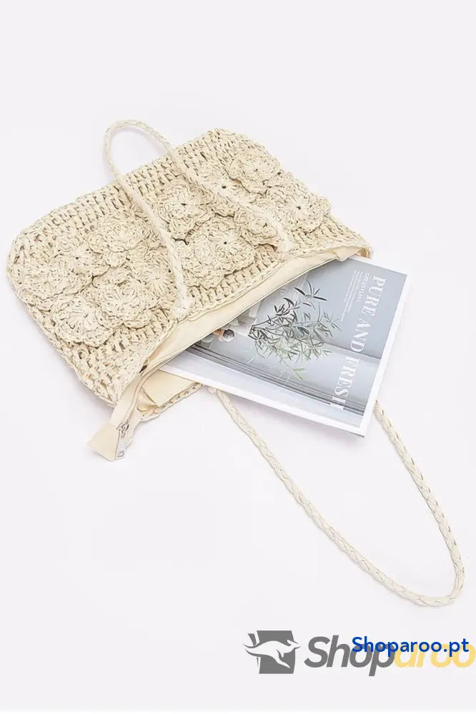 Bolsa tote em palha sintética com várias flores