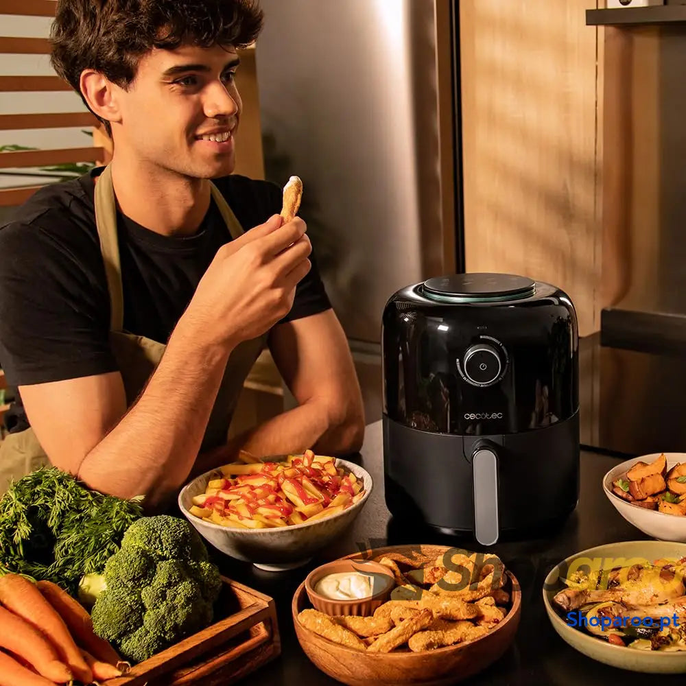 Fritadeira sem óleo Cecotec de 2,5 L Air Fryer Cecofry Pixel 2500. 1200 W dietética manual e compacta temporizador