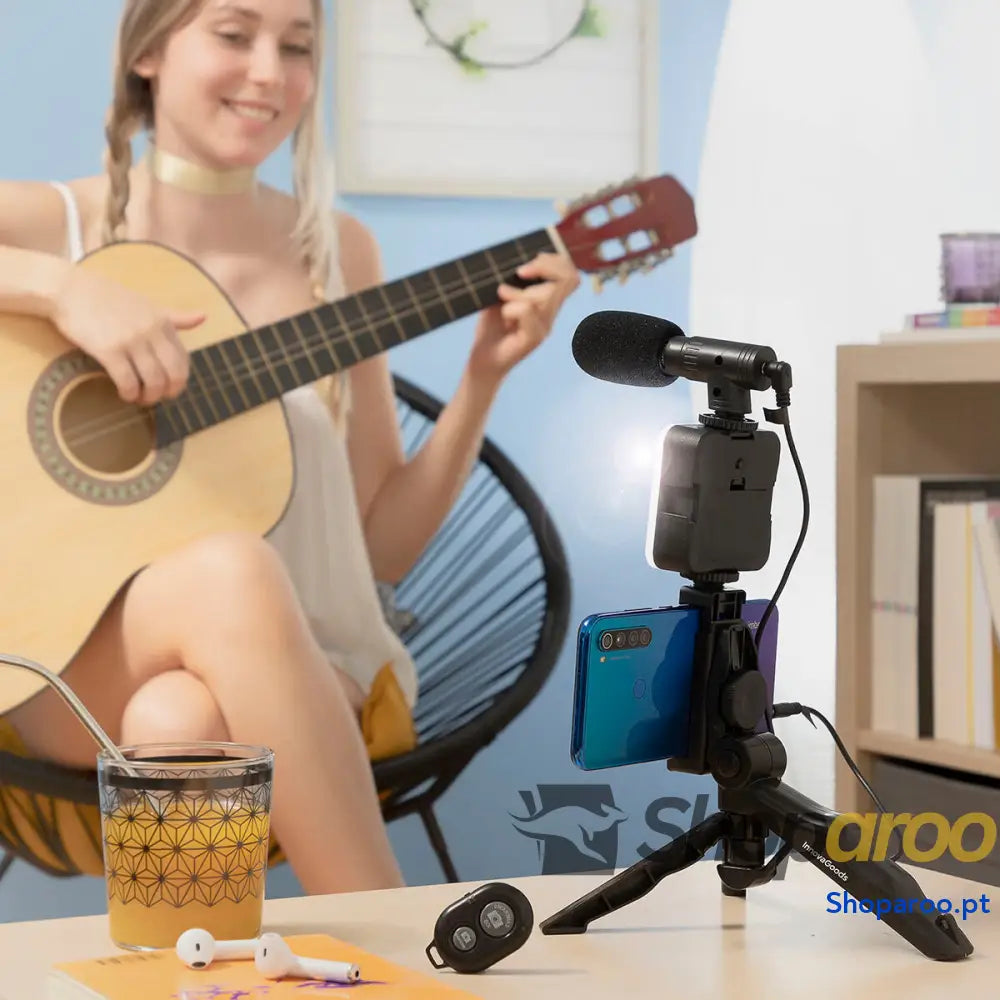 Kit Vlogging com Luz Microfone e Comando Plodni InnovaGoods 6 Peças