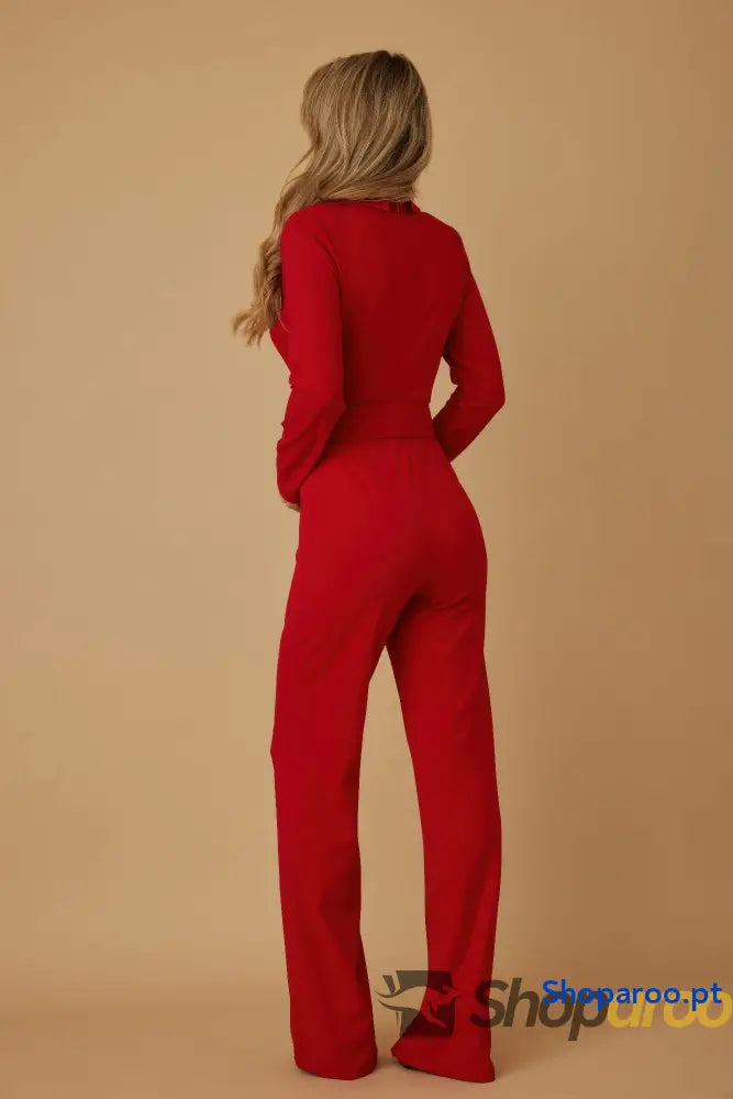 Macacão Blazer Feminino Manga Longa com Cinto e Detalhe Metálico