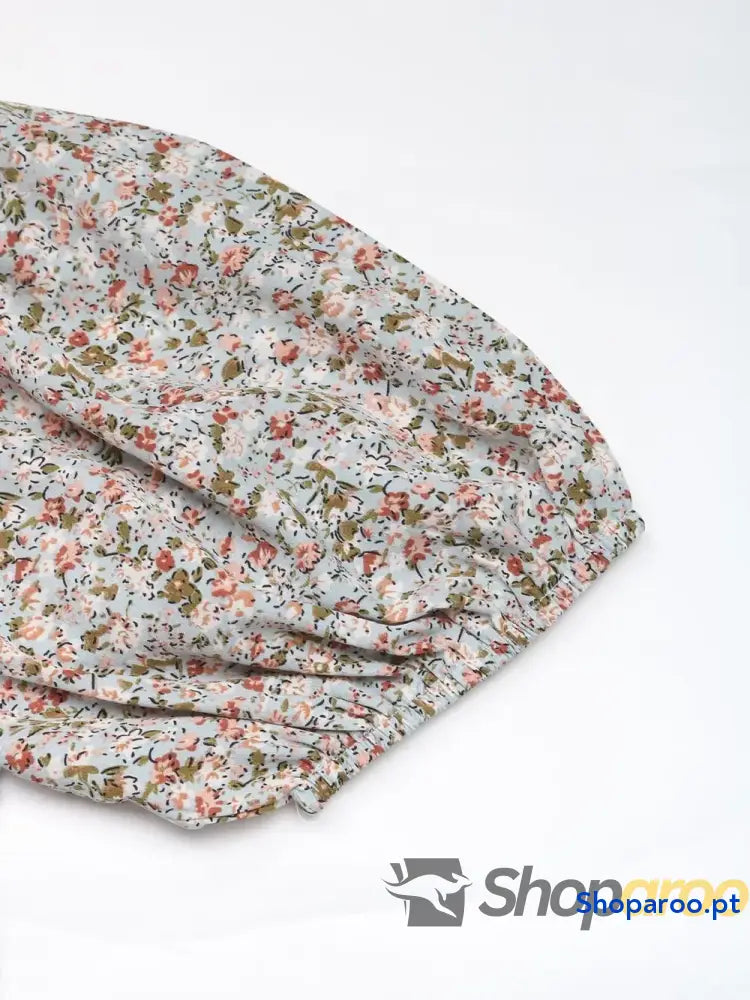 Macacão Perfee Ditsy Floral Smocked Gola Quadrada Manga Bufante