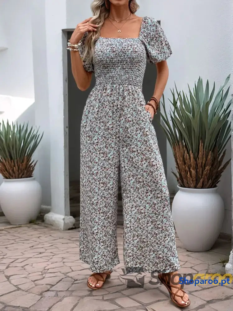 Macacão Perfee Ditsy Floral Smocked Gola Quadrada Manga Bufante