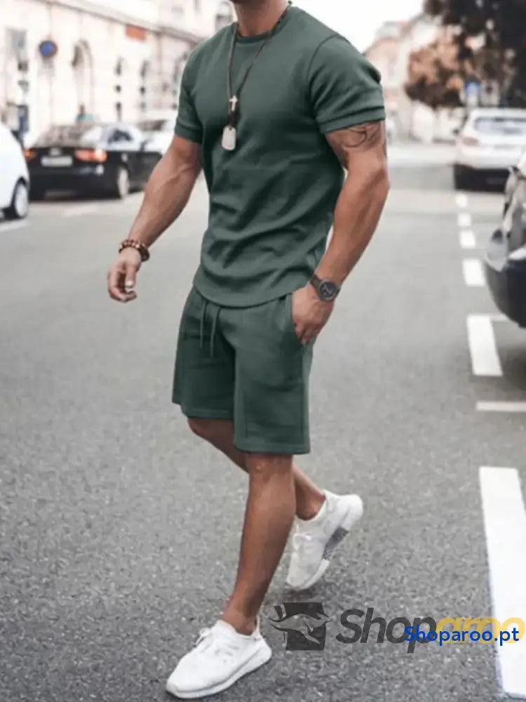 Men’s Plus Size Round Neck Short Sleeve Top and Shorts Set