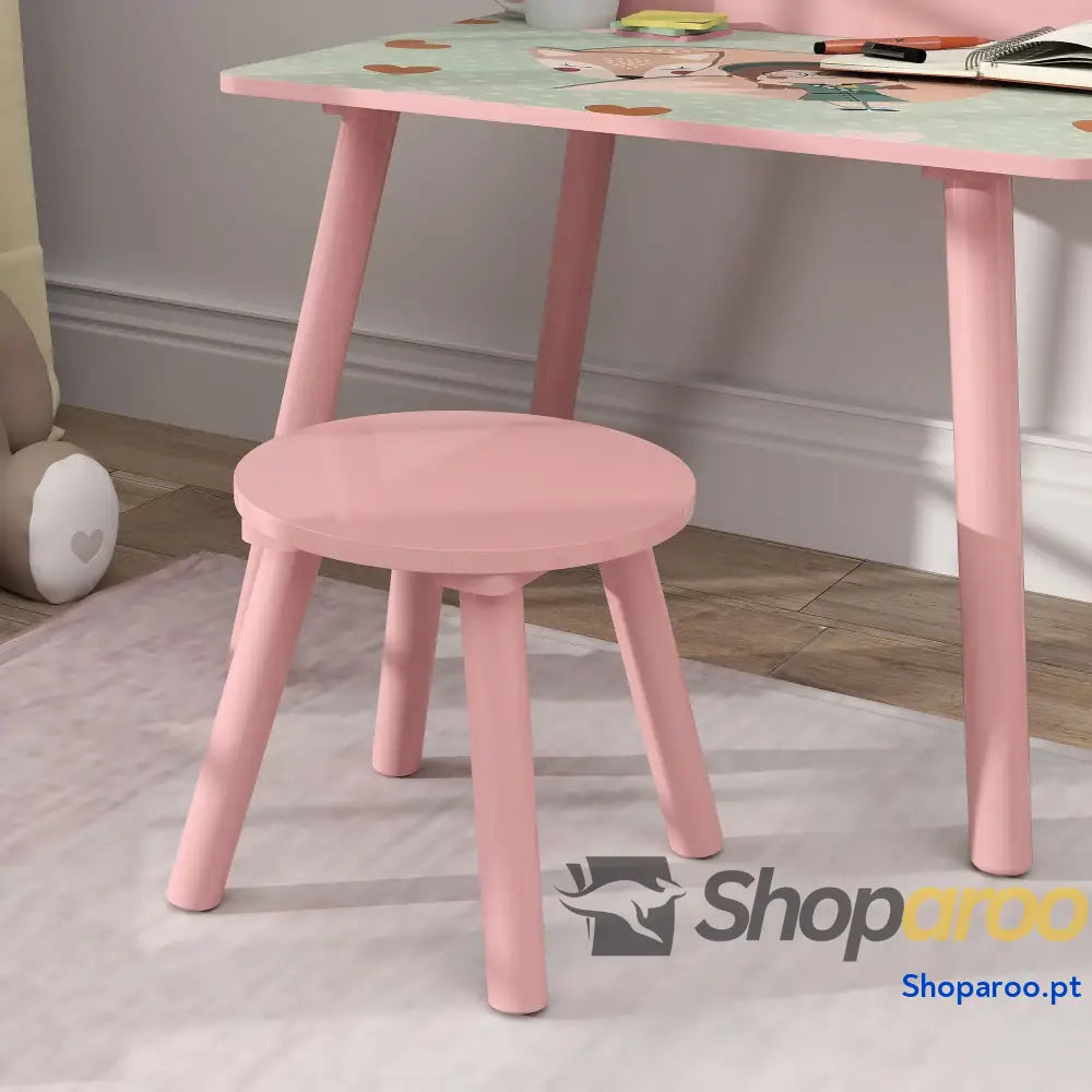 Mesa e cadeira para crianças com prateleira livros rosa