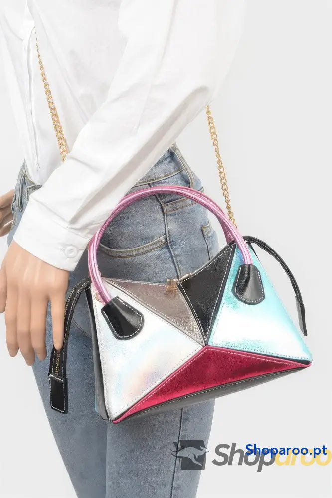 Bolsa metálica multicolorida com alça superior
