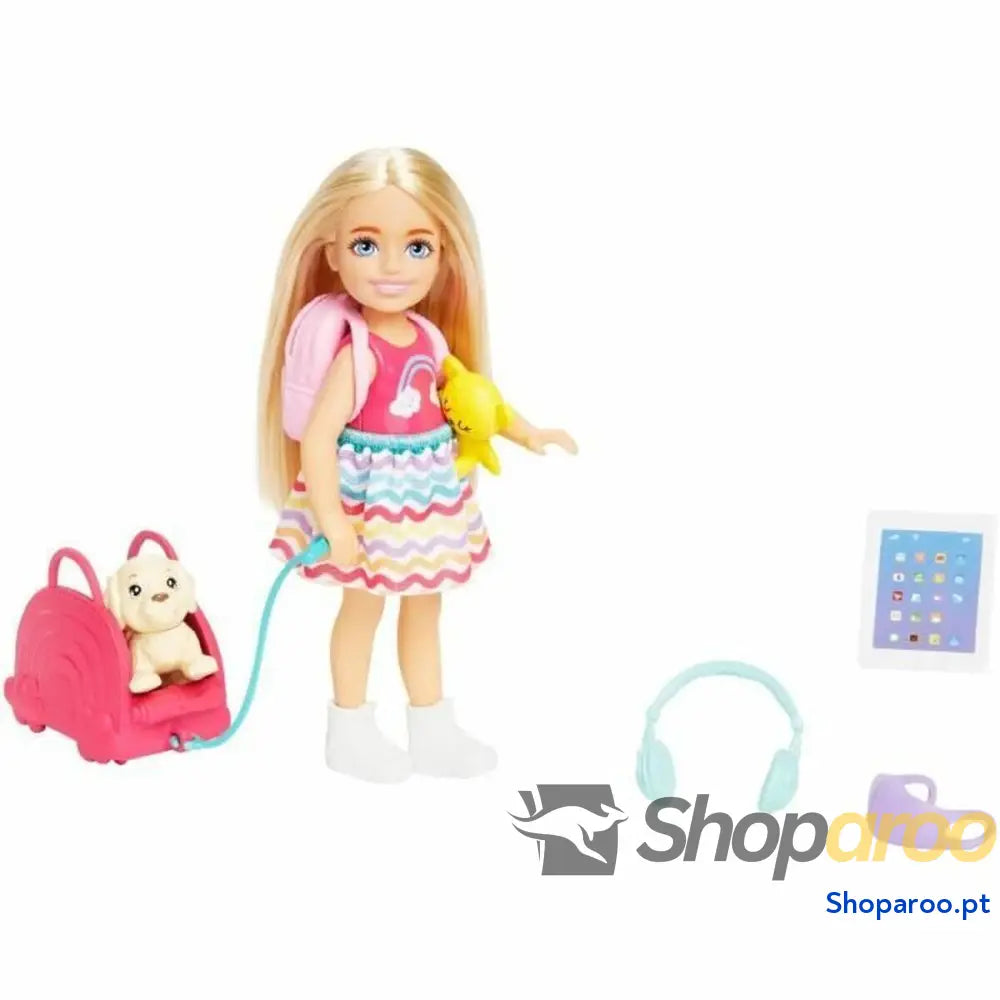 Nenuco com Acessórios Barbie HJY17