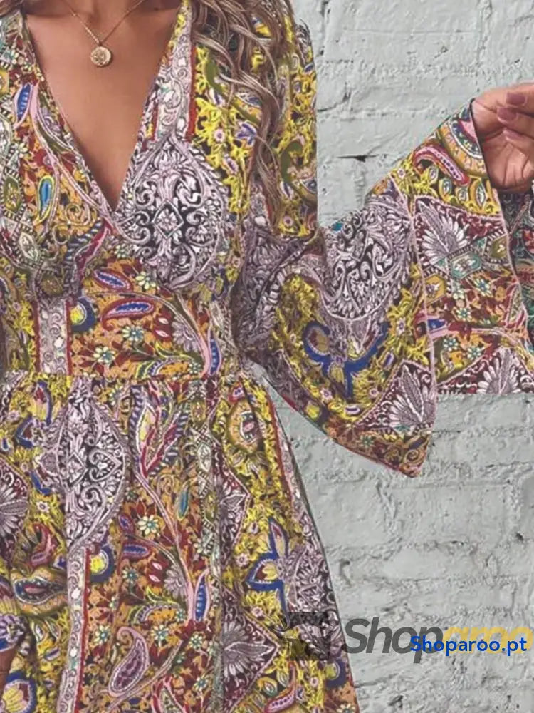 Paisley Print V-Neck Flounce Sleeve Dress