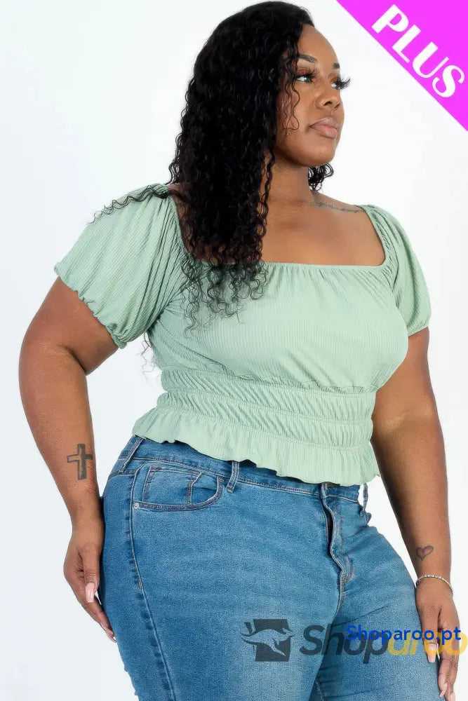 Blusa plus size de malha canelada verde com manga abalonada