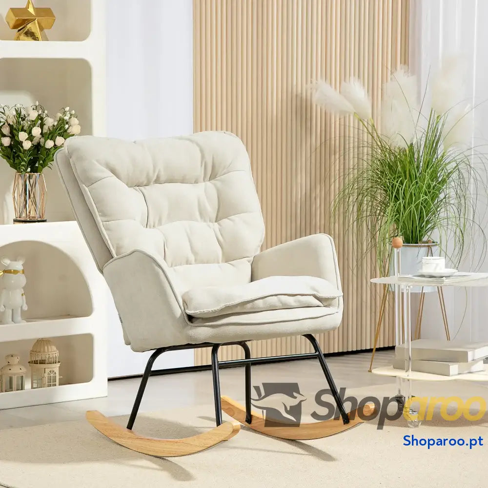 Poltrona Baloiço Estofada em Chenilla com Pés de Madeira Faia e Apoio para os Braços Lactância 71x98,5x97 cm Bege