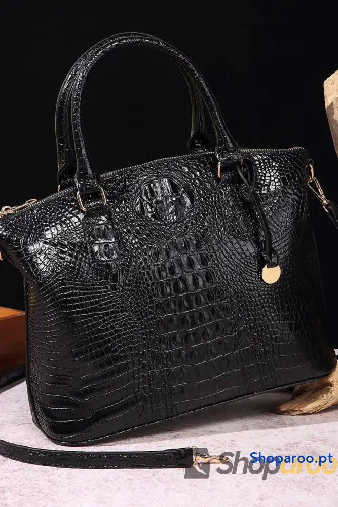 Bolsa média em pele PU com forro poliéster