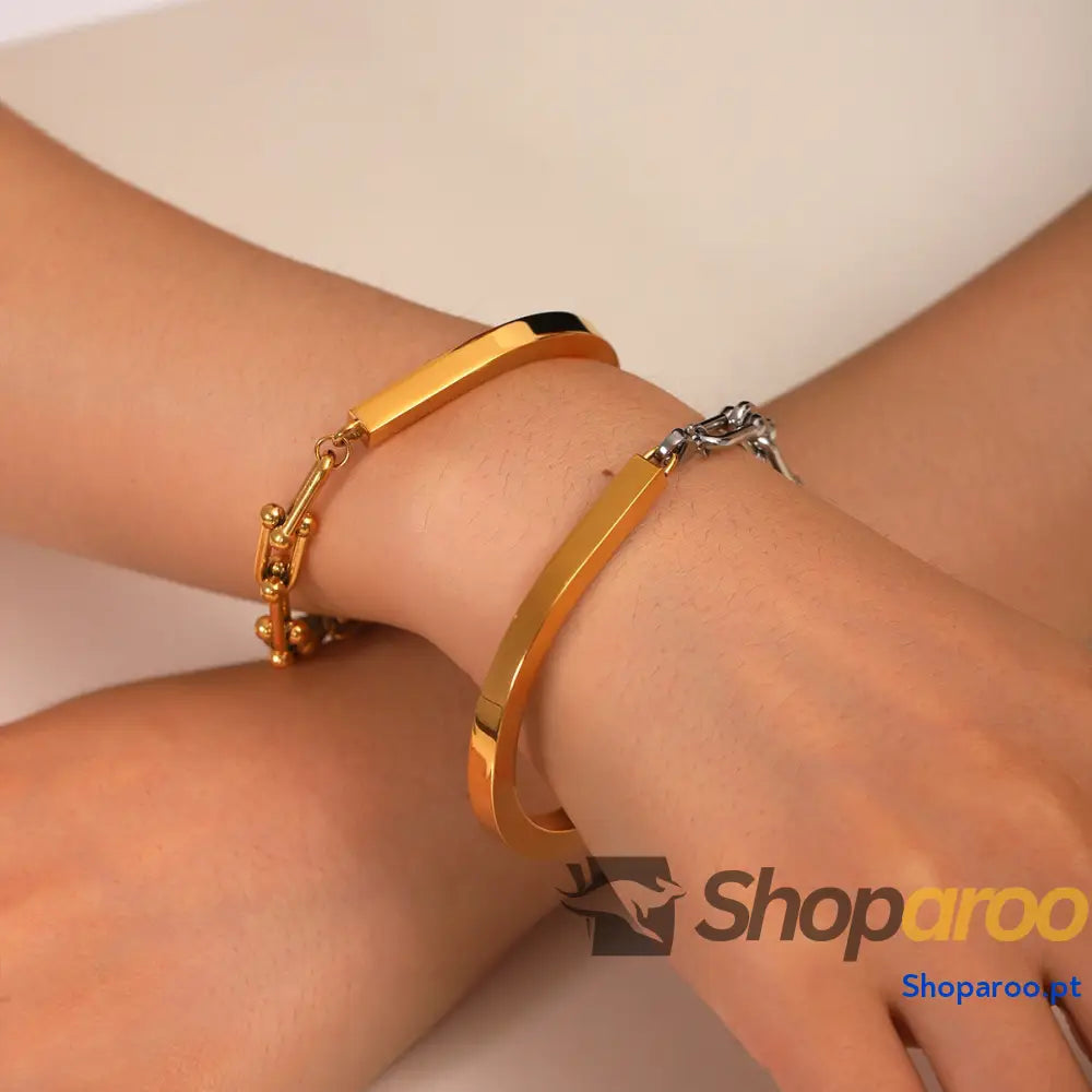 Pulseira com fivela em forma de U e corrente ferradura ouro 18K
