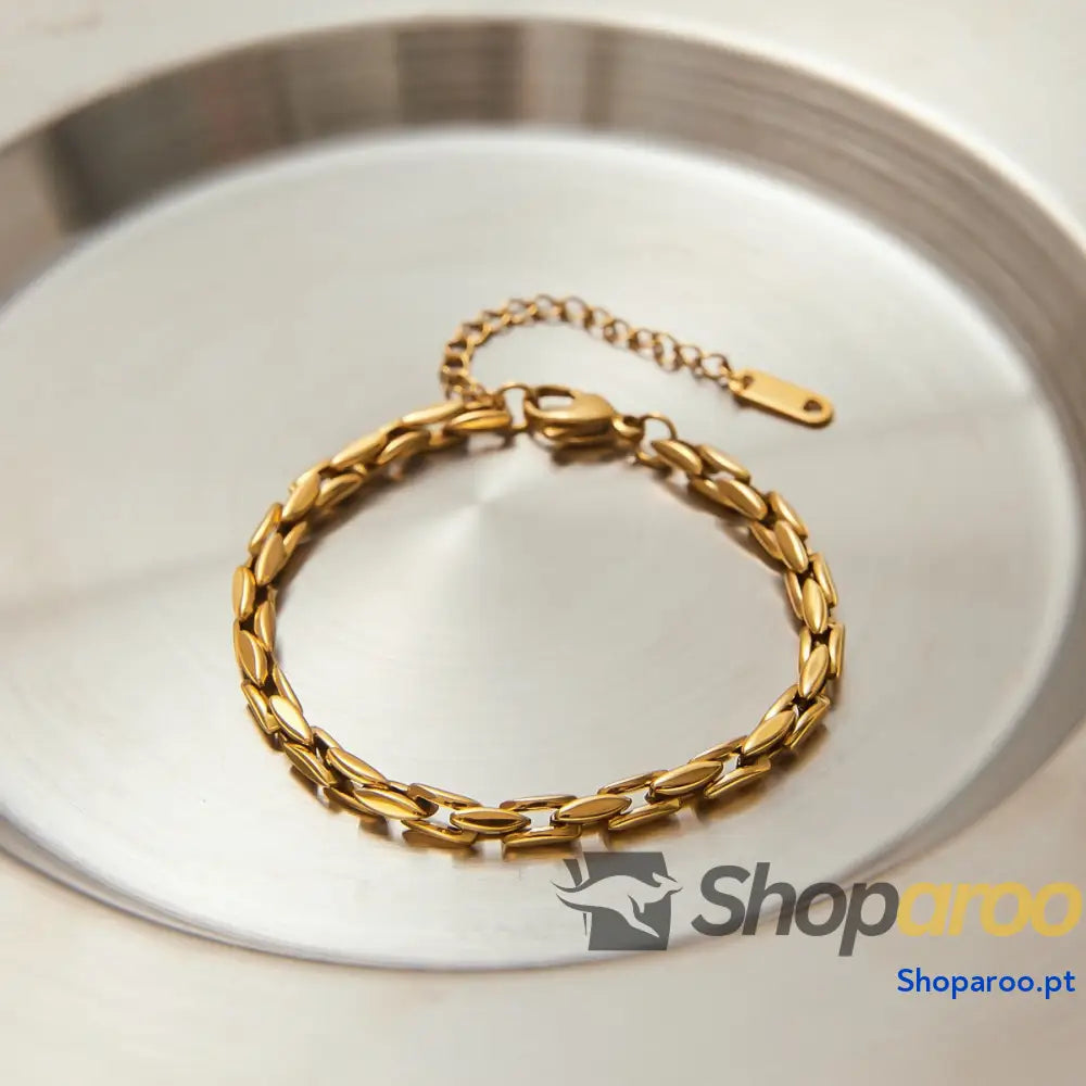 Pulseira de Luxo em Ouro 18K (banhado) com Design Elegante