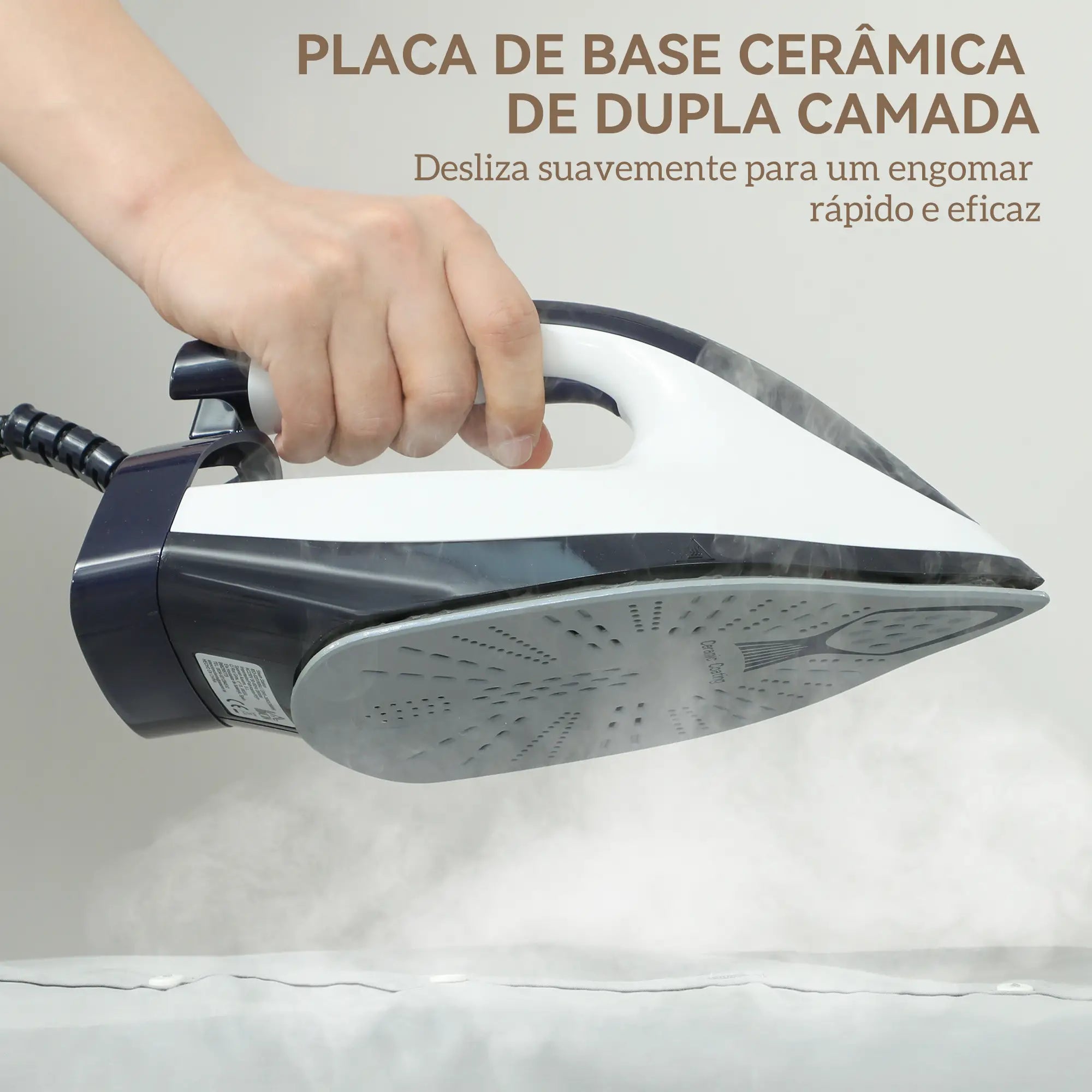 Ferro com caldeira 2800W base cerâmica depósito 2L azul