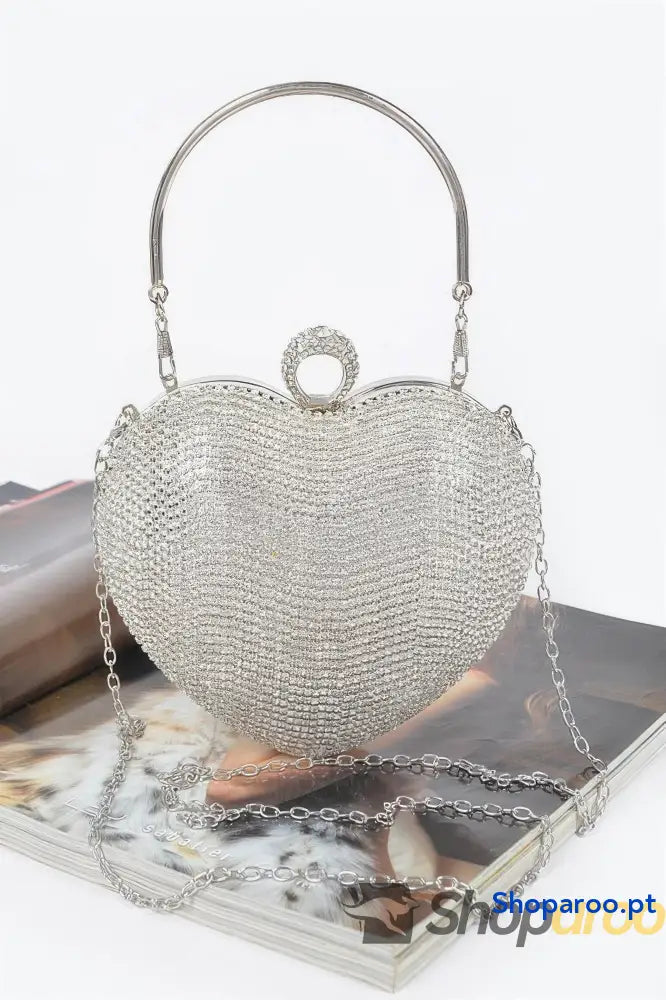 Clutch dourada em forma de coração com strass para festas elegantes