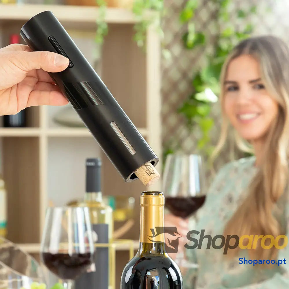 Saca rolhas Elétrico para Garrafas de Vinho Corkbot InnovaGoods