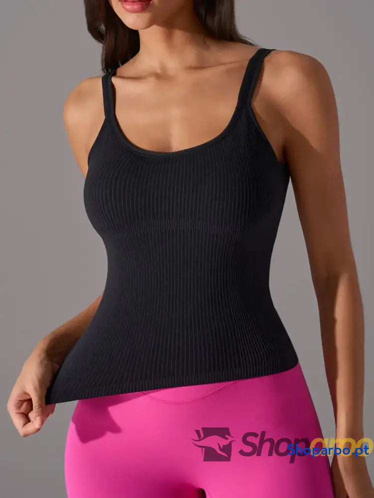 Scoop Neck Active Tank with Detachable Chest Pads