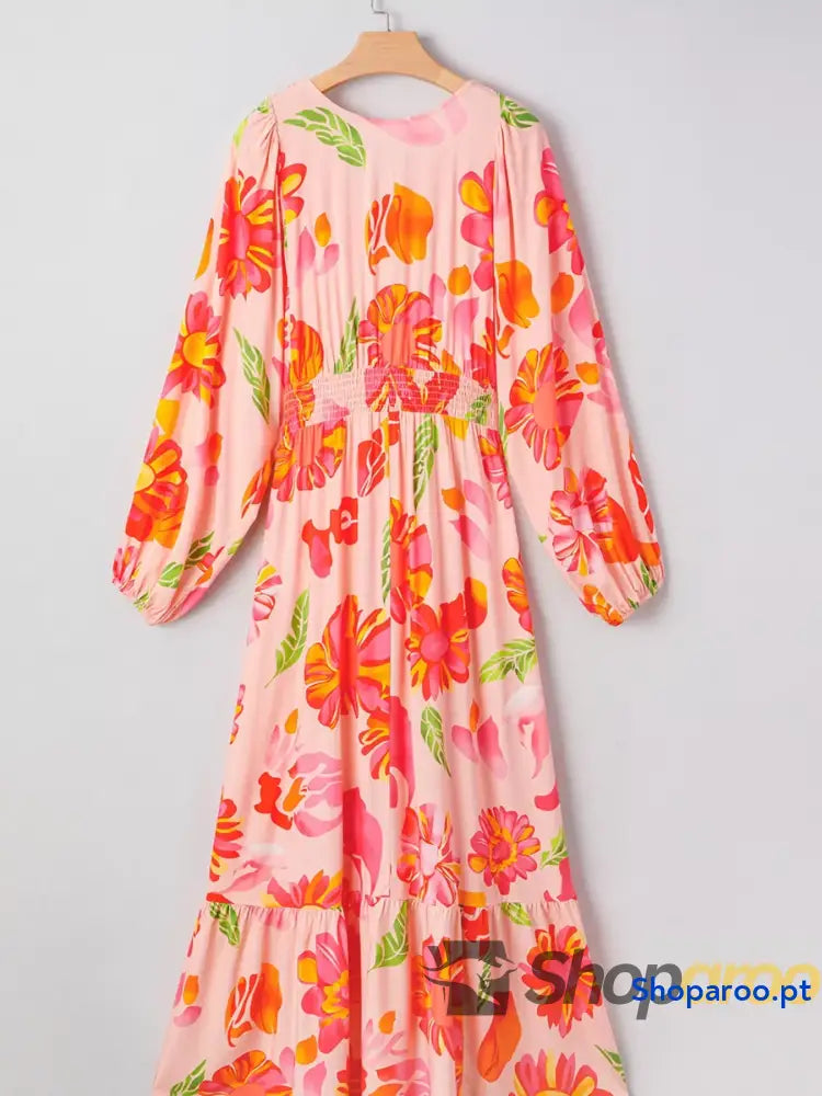 Vestido comprido de manga comprida com folhos florais