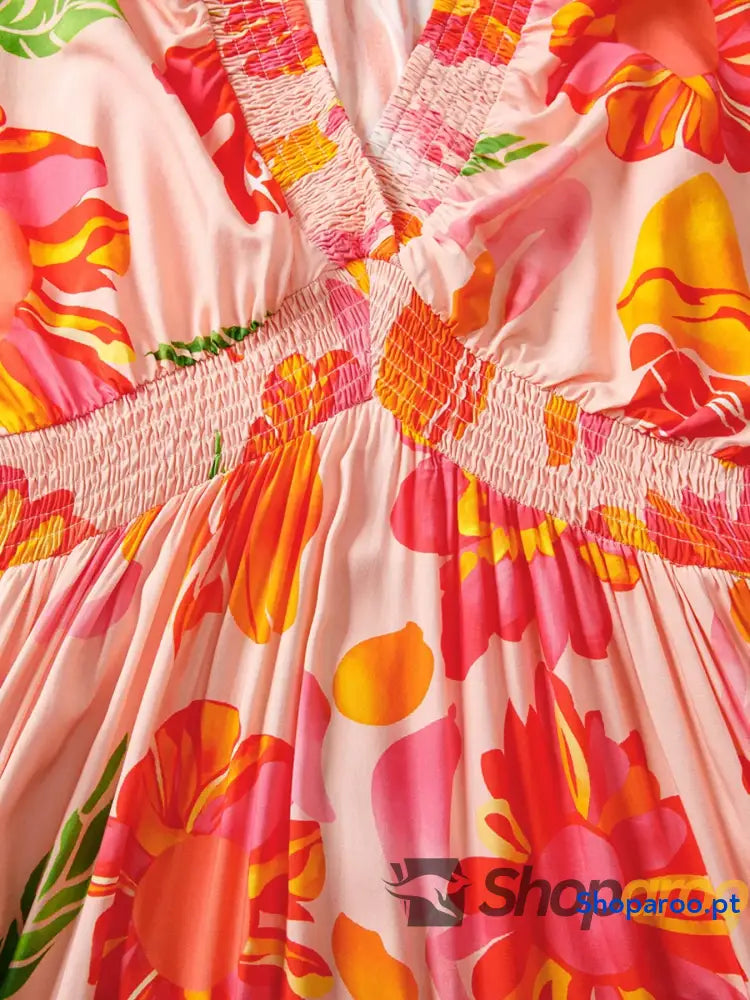 Vestido comprido de manga comprida com folhos florais