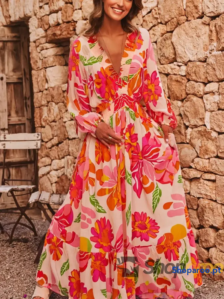 Vestido comprido de manga comprida com folhos florais