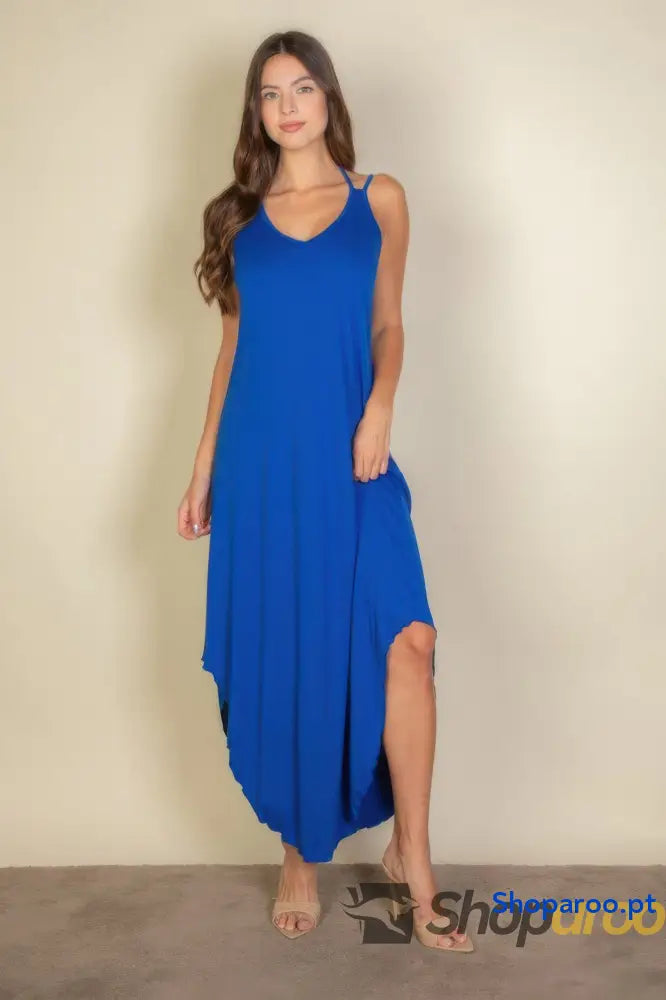 Vestido solto com alças duplas em tecido respirável