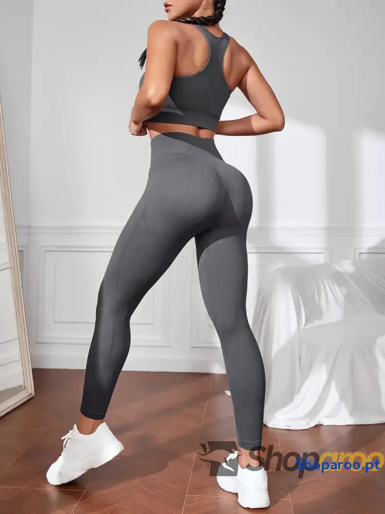 Conjunto de regata desportiva e leggings