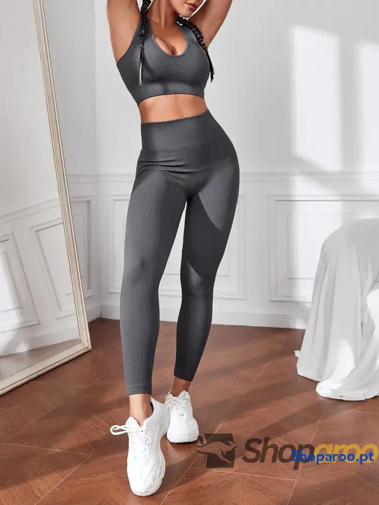 Conjunto de regata desportiva e leggings