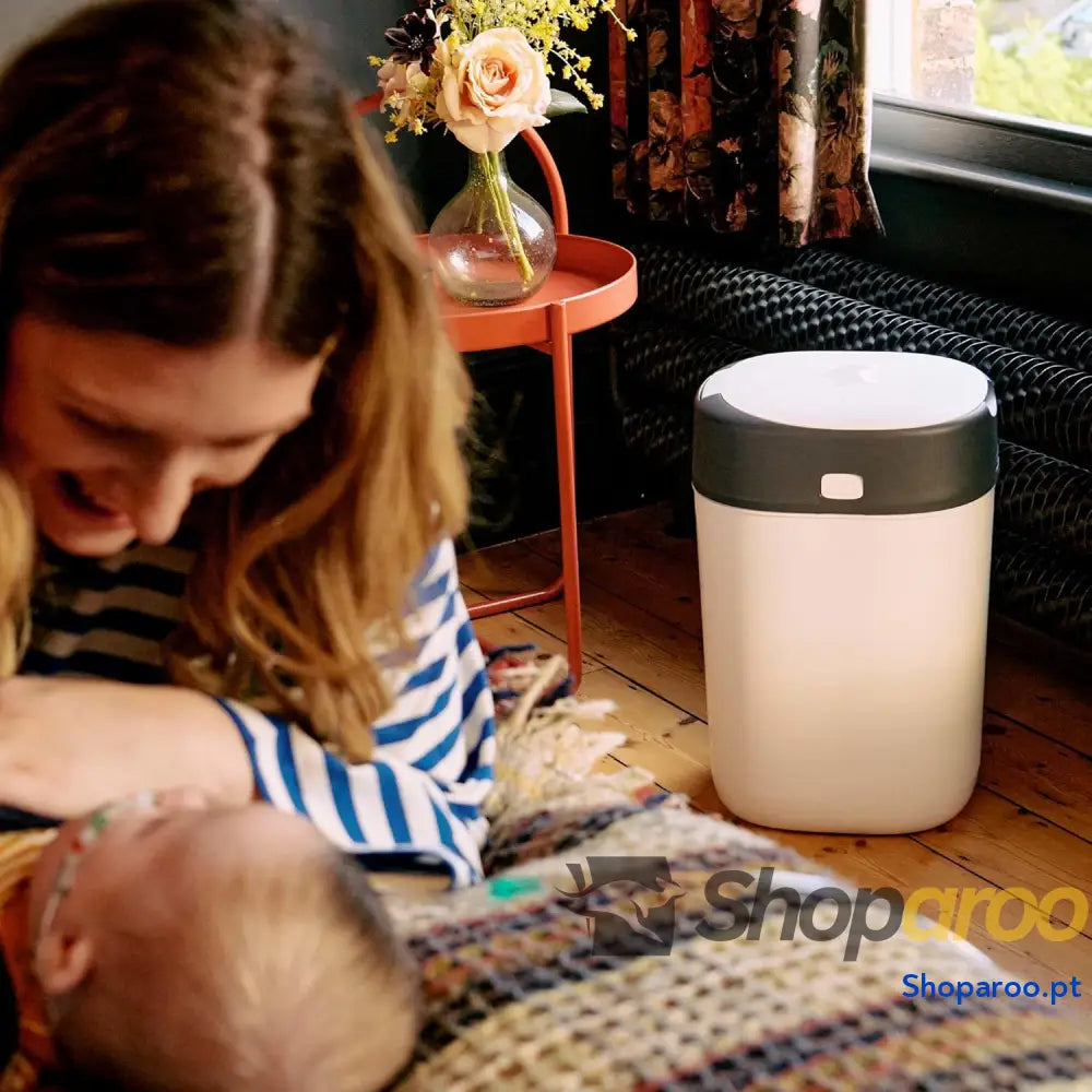 Tommee Tippee Recipiente para fraldas Twist & Click pack exclusivo com x 2 peças de reposição incluídas proteção