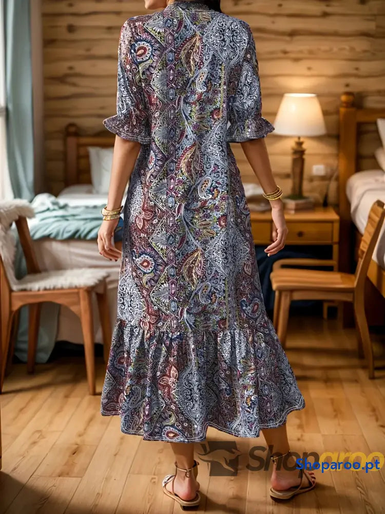 Vestido midi com estampado paisley boémia e folhos tamanho grande plus size