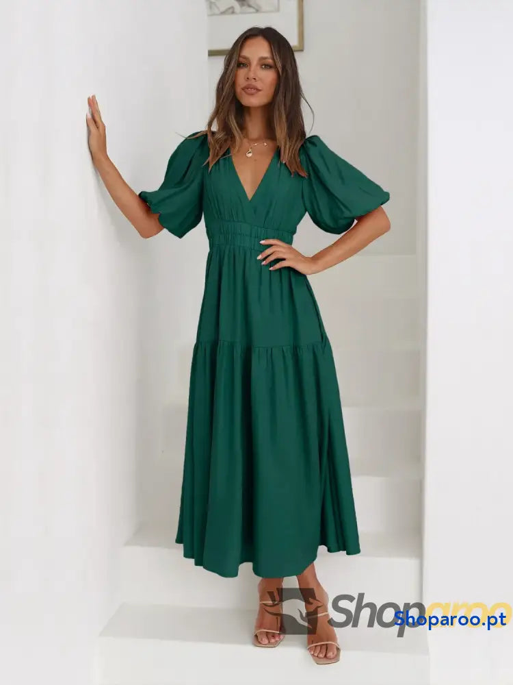 Vestido midi com sobrepeliz em camadas e meia manga