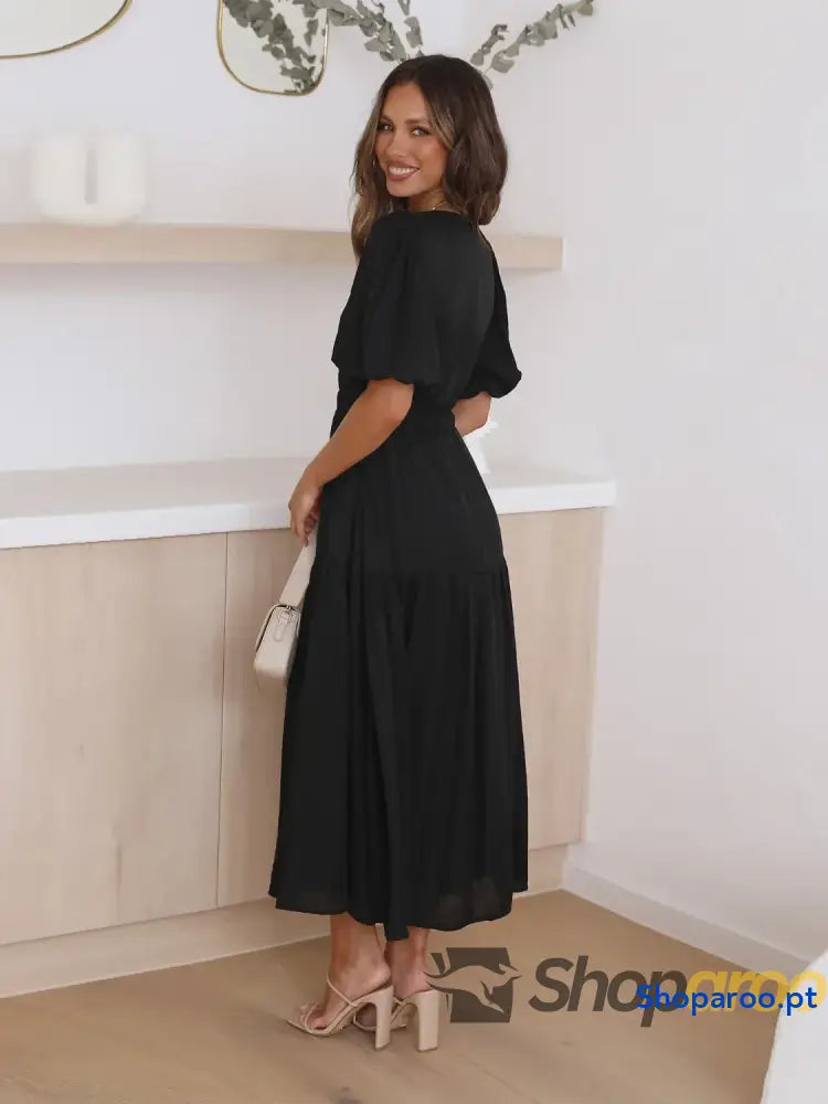 Vestido midi com sobrepeliz em camadas e meia manga