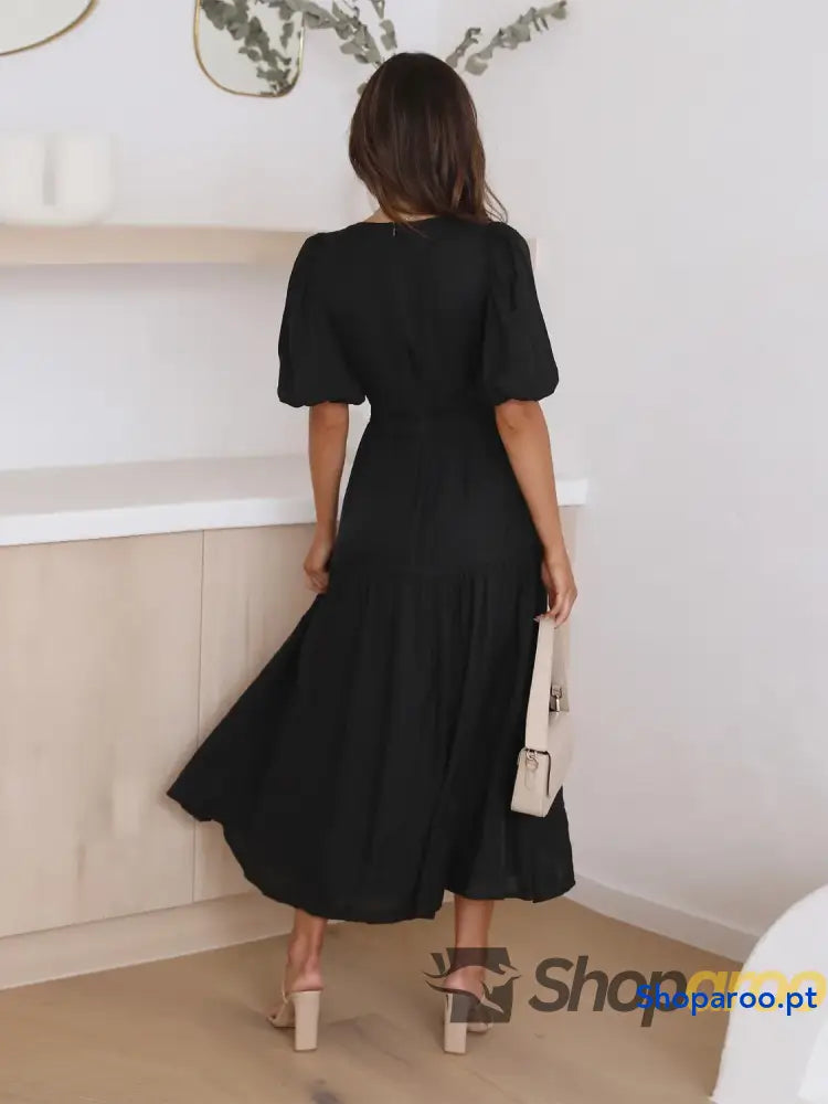 Vestido midi com sobrepeliz em camadas e meia manga