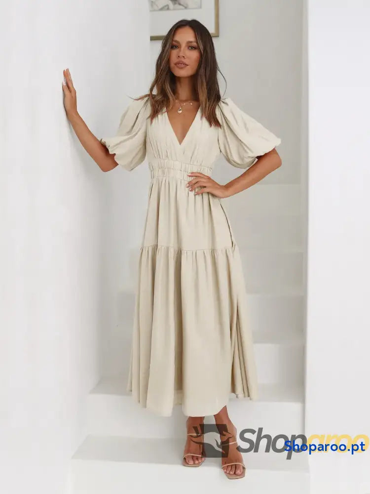 Vestido midi com sobrepeliz em camadas e meia manga